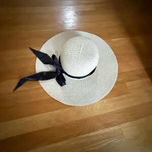 Hatiis  Sun Straw Hat Wide Brim UPF 50 Summer Hat black ribbon bow Floppy